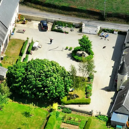 Bed & Breakfast Manoir De Les Quatre Etoiles 4*