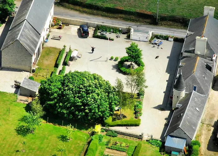 Bed & Breakfast Manoir De Les Quatre Etoiles 3*