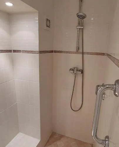 Bed & Breakfast Manoir De Les Quatre Etoiles