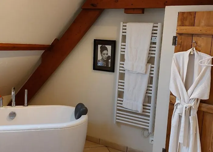 Bed & Breakfast Manoir De Les Quatre Etoiles Turqueville