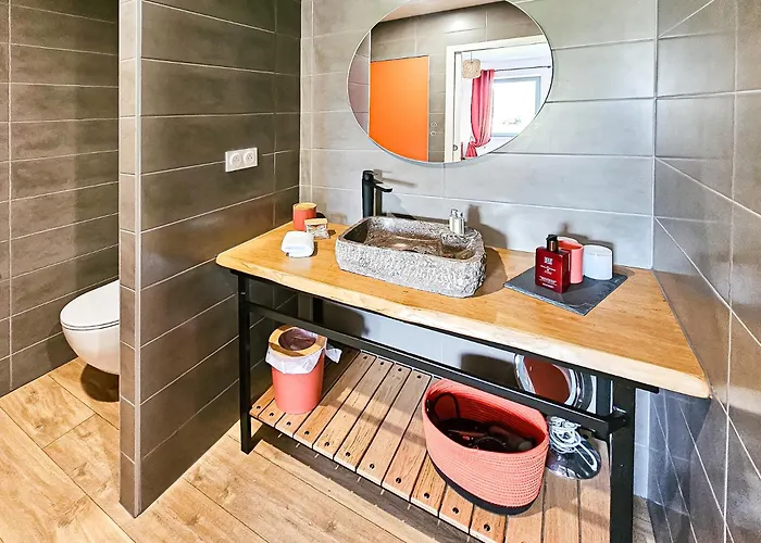 Manoir De Les Quatre Etoiles Turqueville